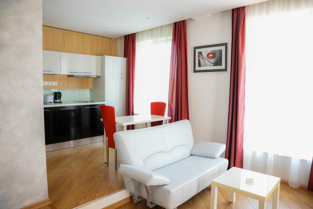 Aparthotel Panoramis Residence Oradea Exterior photo