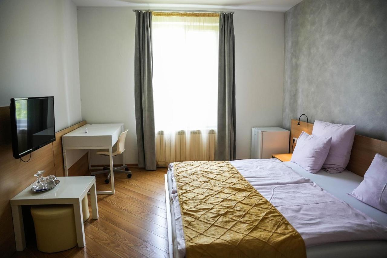 Aparthotel Panoramis Residence Oradea Exterior photo